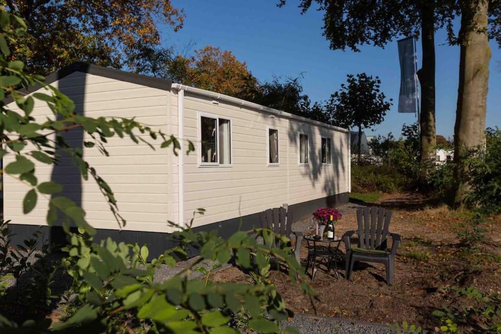 Вілла 6-Persoons Chalet In Voorthuizen Op De Veluwe Екстер'єр фото